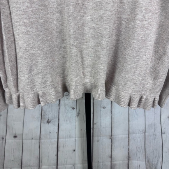 Banana Republic Beige Ruffle Sweater Size Small - Picture 3 of 5